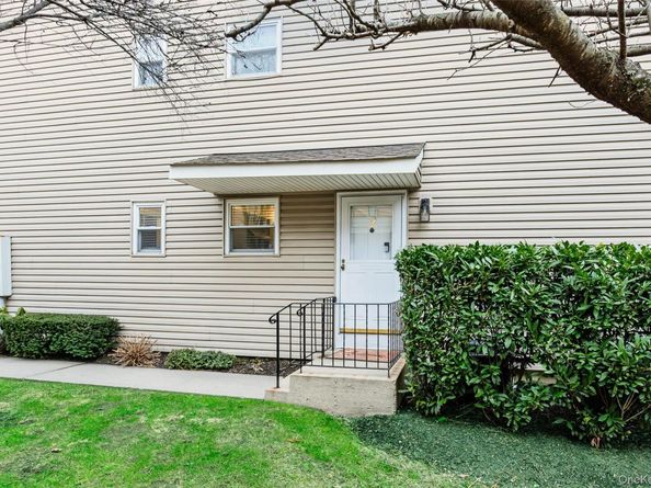 1425 Jerusalem Ave. 7, North Merrick NY 11565