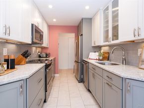 4 Foxwood Drive 5, Pleasantville NY 10570