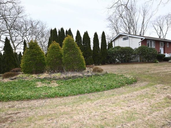 7 McNulty Street, Dix Hills NY 11746