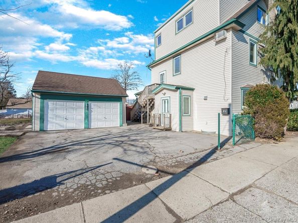 618 Jennings Avenue, West Hempstead NY 11552