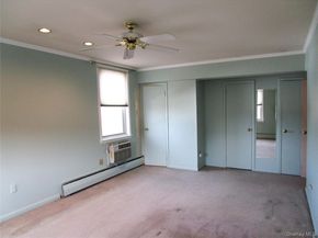 40 Daley Place 227, Lynbrook NY 11563