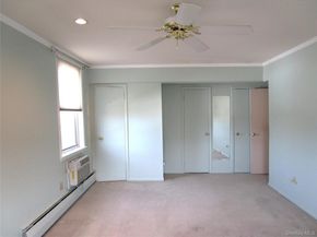 40 Daley Place 227, Lynbrook NY 11563