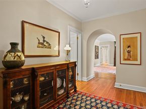6 Brooklands 2D, Bronxville NY 10708