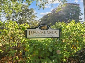 6 Brooklands 2D, Bronxville NY 10708