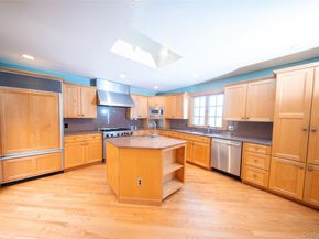 75 Holland Place, Hartsdale NY 10530