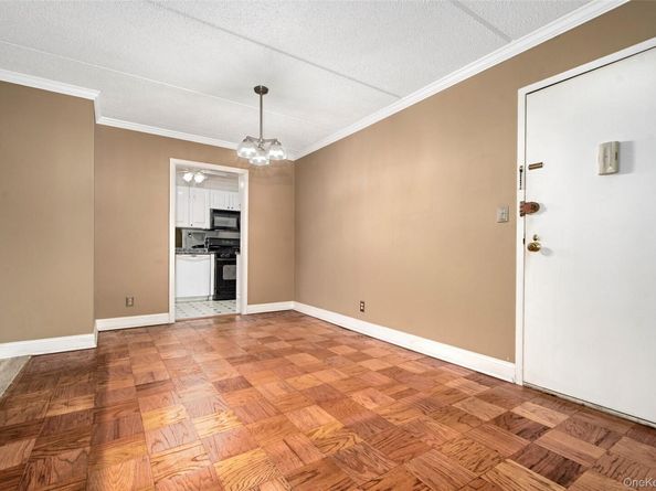 480 Halstead Avenue 4V, Harrison NY 10528