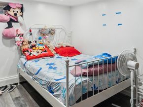 5612 135th Street, Flushing NY 11355