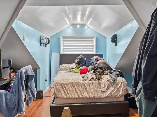 5612 135th Street, Flushing NY 11355