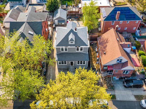 5612 135th Street, Flushing NY 11355