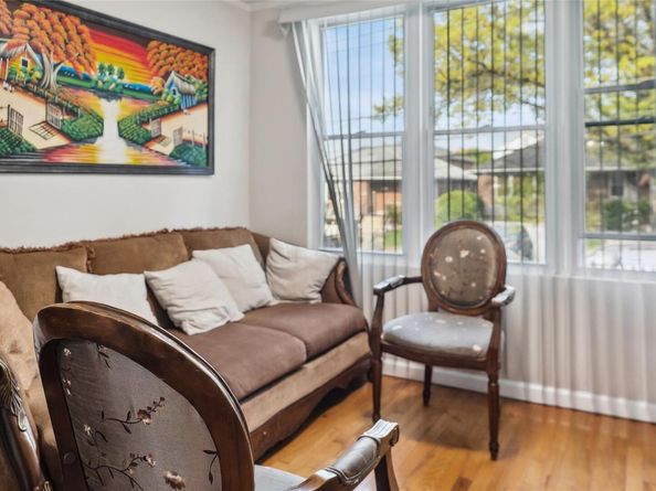 5612 135th Street, Flushing NY 11355