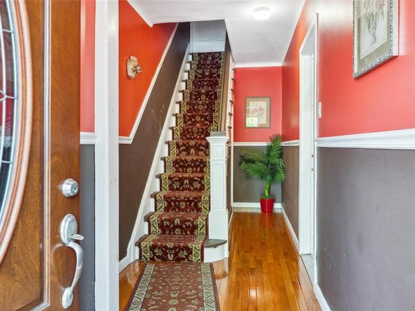 5612 135th Street, Flushing NY 11355