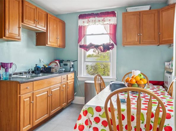 5612 135th Street, Flushing NY 11355