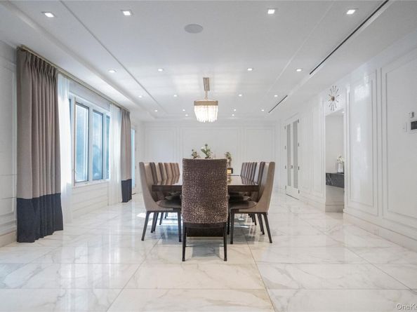 570 Bedford Avenue 1, Brooklyn NY 11249