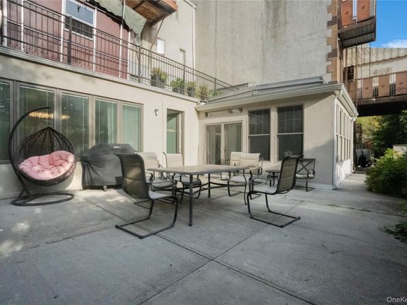 570 Bedford Avenue 1, Brooklyn NY 11249