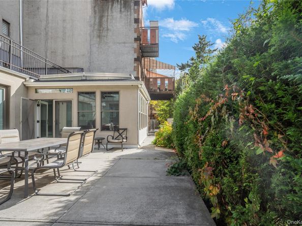 570 Bedford Avenue 1, Brooklyn NY 11249