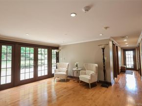 10 Hazelwood Court, Jericho NY 11753