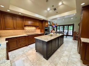 10 Hazelwood Court, Jericho NY 11753