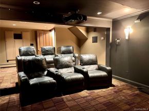 10 Hazelwood Court, Jericho NY 11753