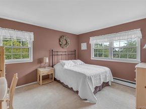 60 Oak Street, Smithtown NY 11787