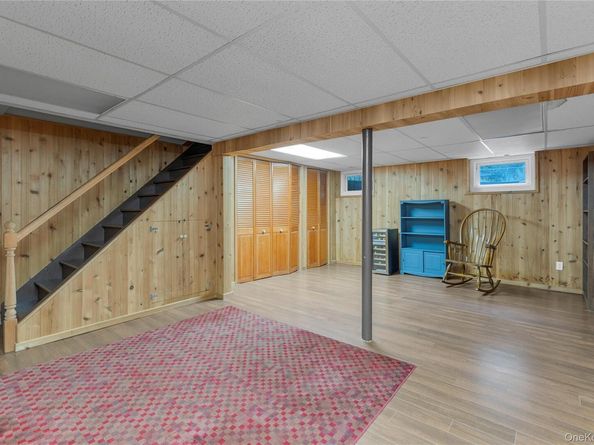 60 Oak Street, Smithtown NY 11787