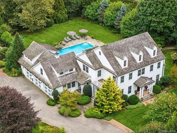 31 Paquatuck Avenue