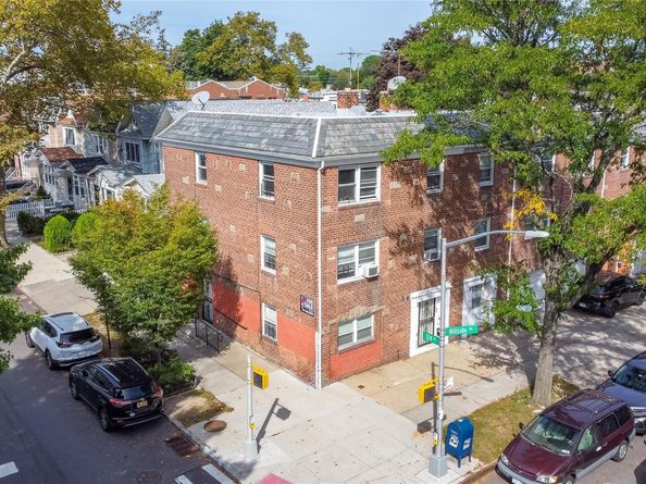 124-01 Hillside Avenue, Kew Gardens NY 11415