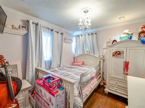 118 West 6th Street West 6th Street, West Islip NY 11795