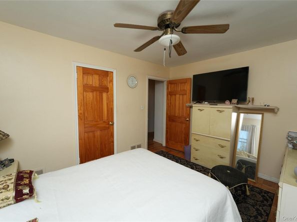 368 Merrifield Avenue, Oceanside NY 11572