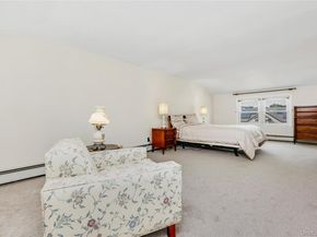 33 Grant Street, Hempstead NY 11550