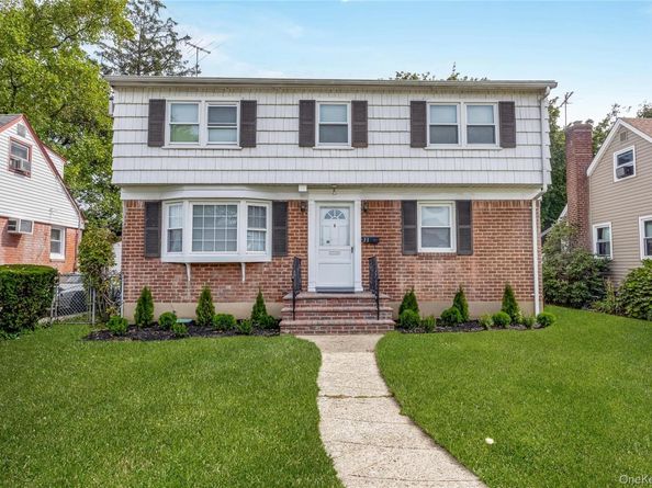 33 Grant Street, Hempstead NY 11550
