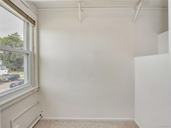 33 Grant Street, Hempstead NY 11550