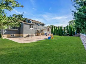 18 Haypath Road, Bethpage NY 11714