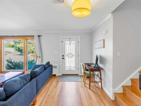 18 Haypath Road, Bethpage NY 11714