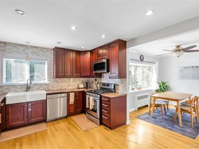 18 Haypath Road, Bethpage NY 11714