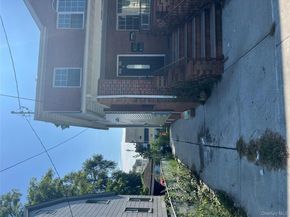 18922 117th Road, Saint Albans NY 11412