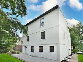 19127 Foothill Avenue, Holliswood NY 11423