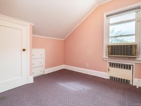 10 Cornell Place, East Rockaway NY 11518