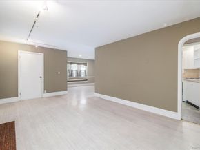 10 Cornell Place, East Rockaway NY 11518