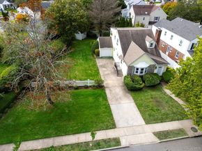 10 Cornell Place, East Rockaway NY 11518