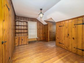 10 Cornell Place, East Rockaway NY 11518
