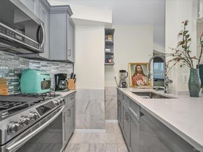 81-14 Queens Boulevard PH6C, Elmhurst NY 11373