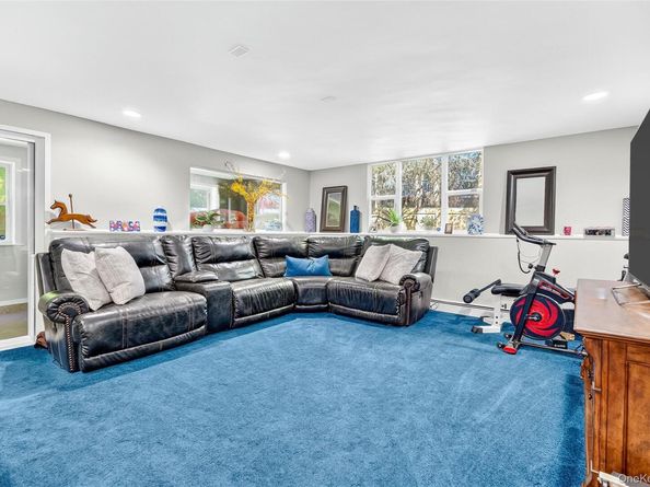 9 Brookdell Drive, Hartsdale NY 10530
