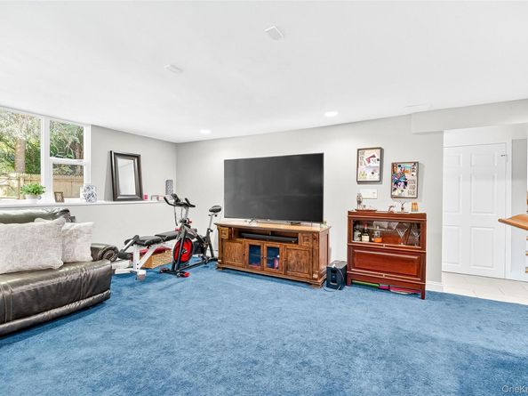 9 Brookdell Drive, Hartsdale NY 10530