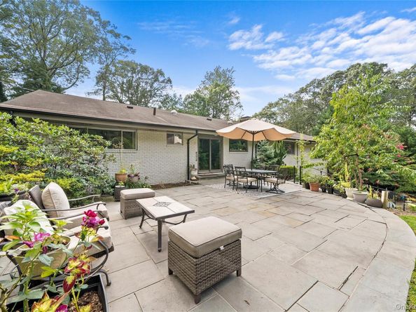 55 Rolling Hill Lane, Old Westbury NY 11568