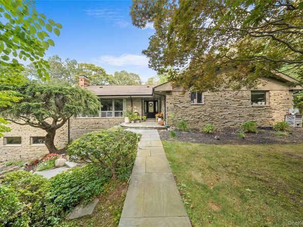 55 Rolling Hill Lane, Old Westbury NY 11568