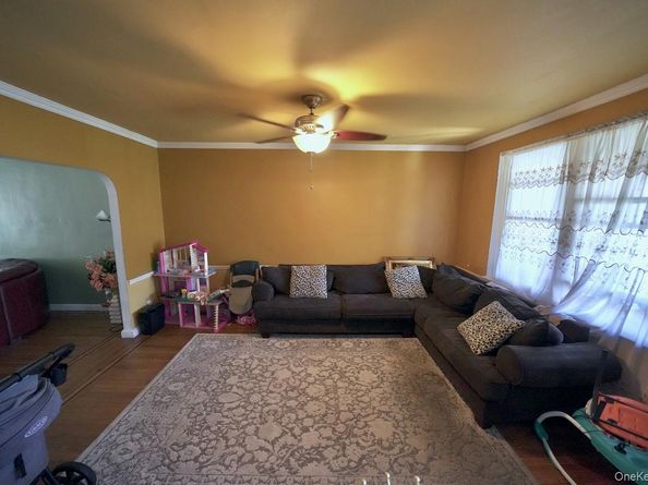 2929 Fenton Ave Avenue, Bronx NY 10469
