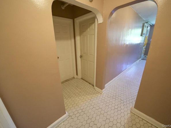 2929 Fenton Ave Avenue, Bronx NY 10469