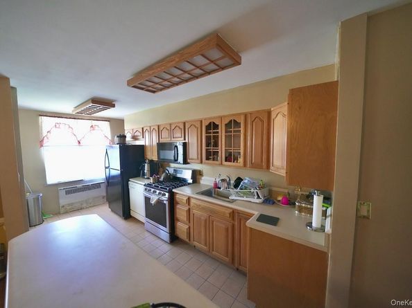 2929 Fenton Ave Avenue, Bronx NY 10469