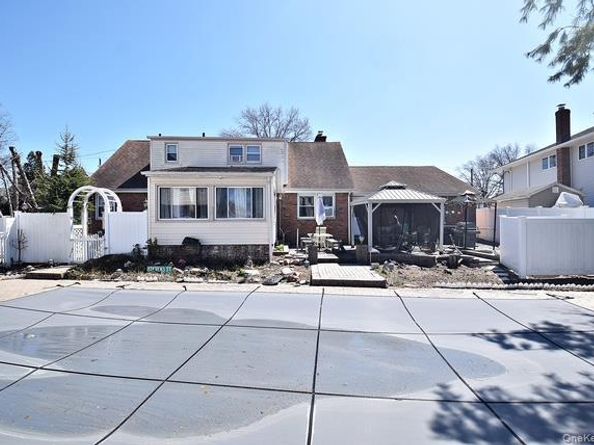 2900 Stevens Street, Oceanside NY 11572