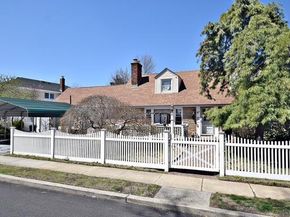 2900 Stevens Street, Oceanside NY 11572